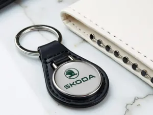 Skoda Sicherheits Schlüsselanhänger Hochwertig Metall Stil